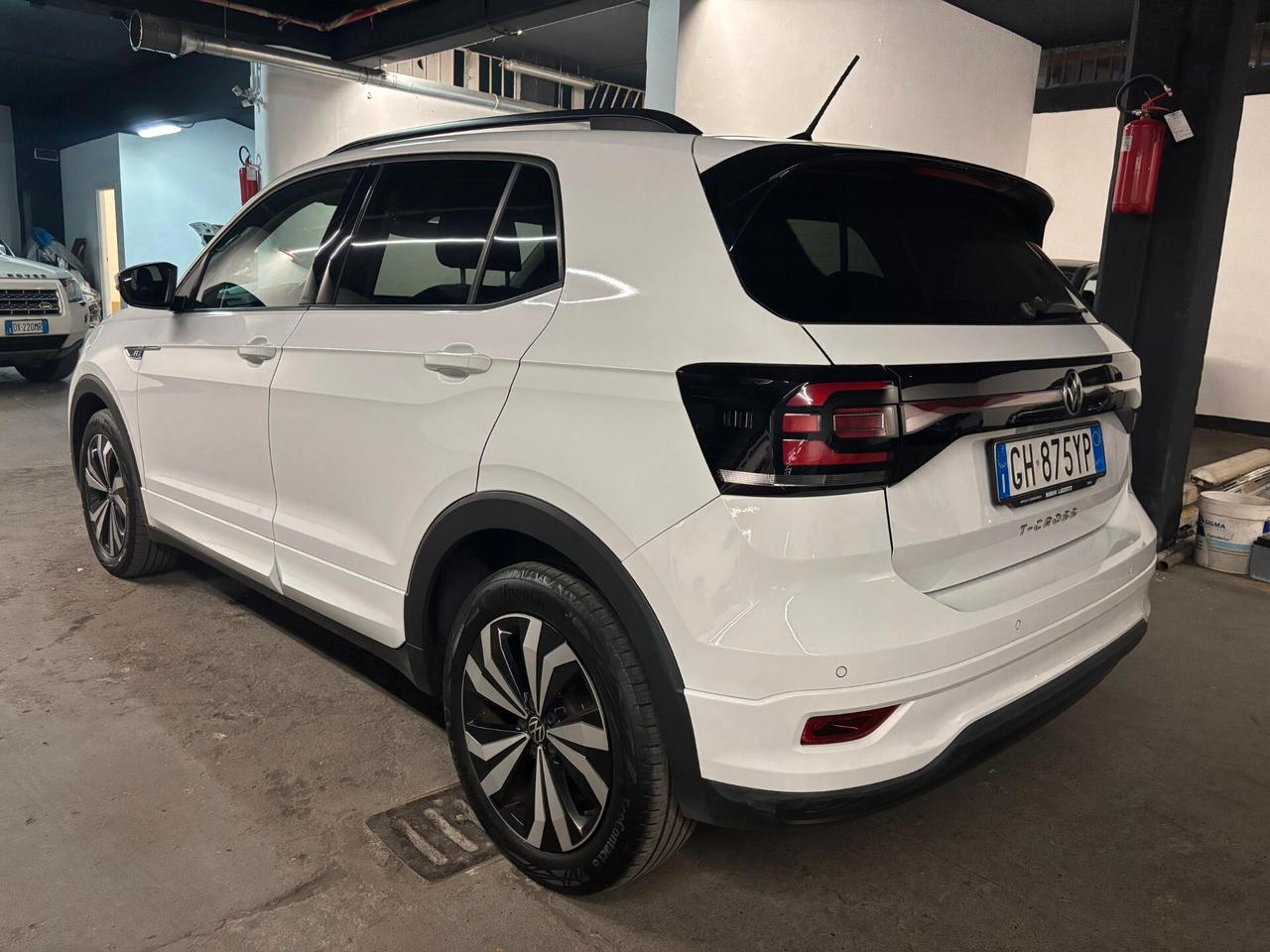 Volkswagen T-Cross 1.0 TSI 110 CV Sport