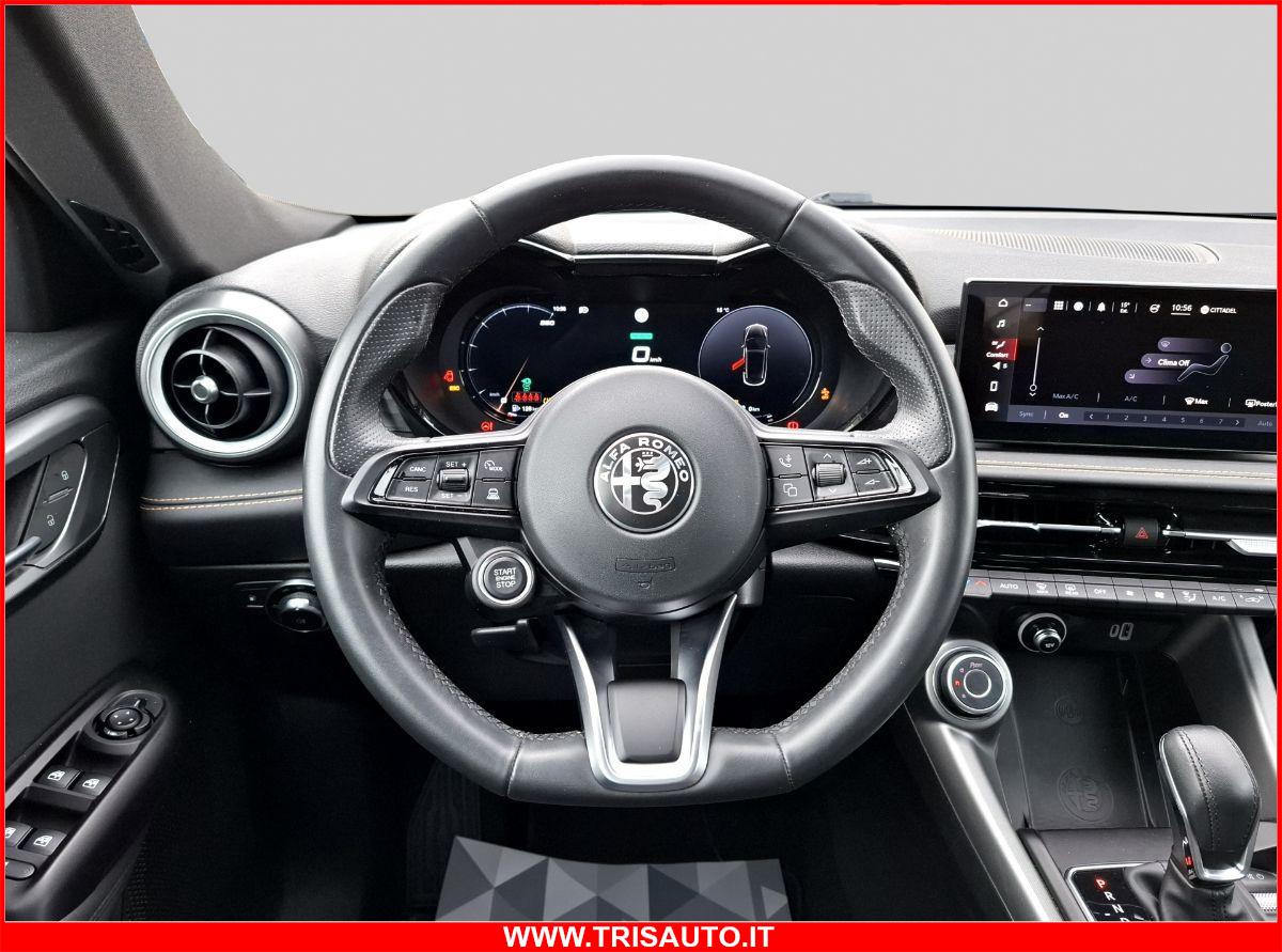 ALFA ROMEO Tonale 1.3 PHEV AT6 Q4 Ti SOLO 11.000 KM (FULL LED+PELLE+NAVI)
