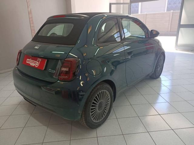 Fiat 500e 42 kWh La Prima