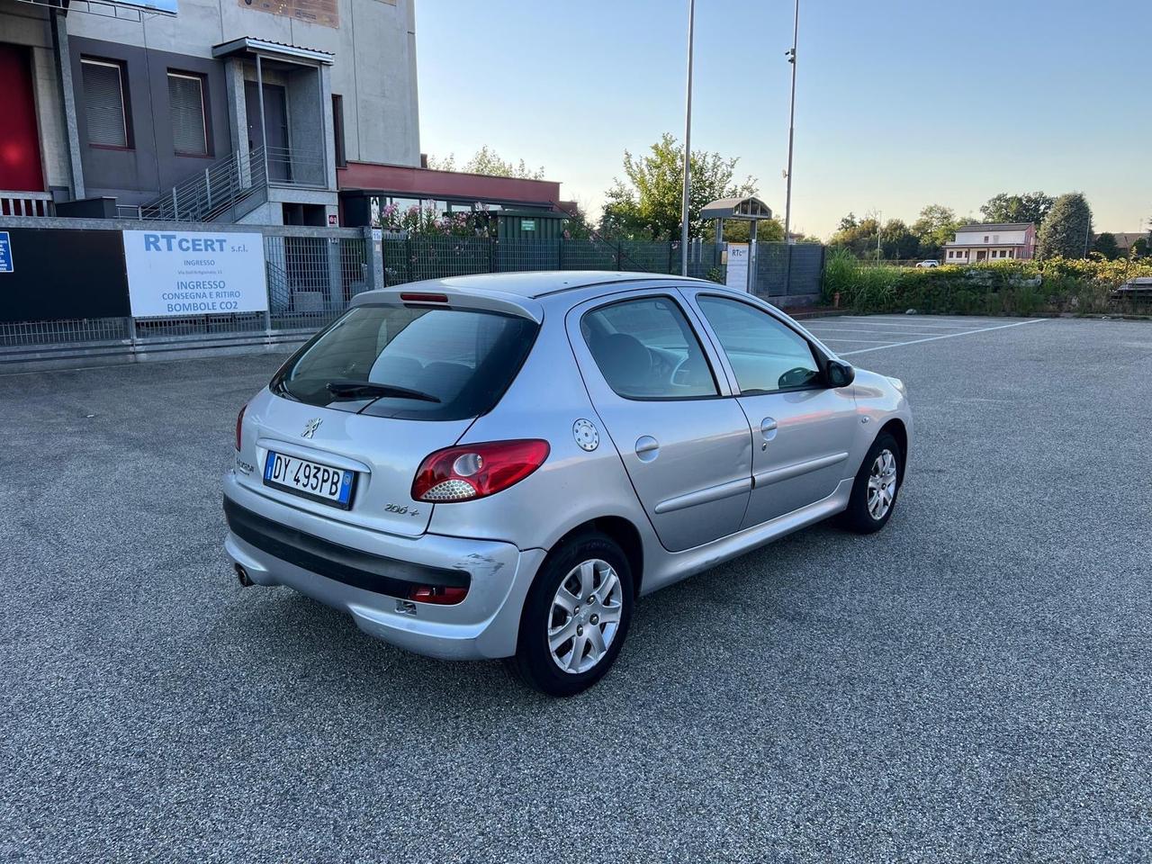 Peugeot 206 Plus 1.1 60CV 5p. Urban ECO GPL
