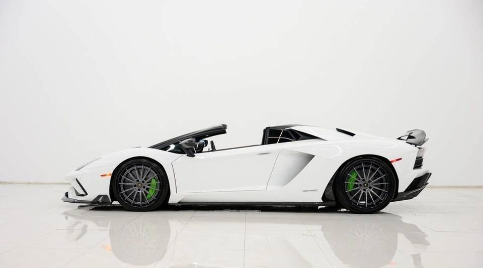 Lamborghini Aventador S6.5 V12 NOLEGGIO LUNGO TERMINE - LEASING FULL INCLUSIVE