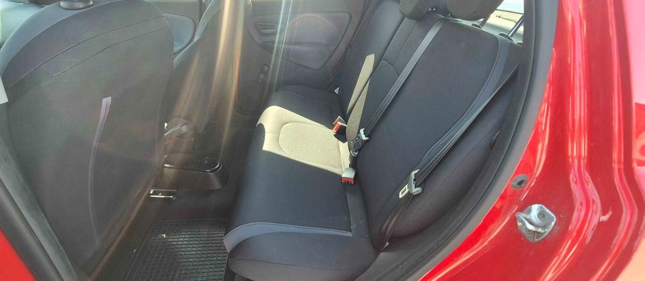 Lancia Ypsilon 1.2 69 CV 5 porte Silver