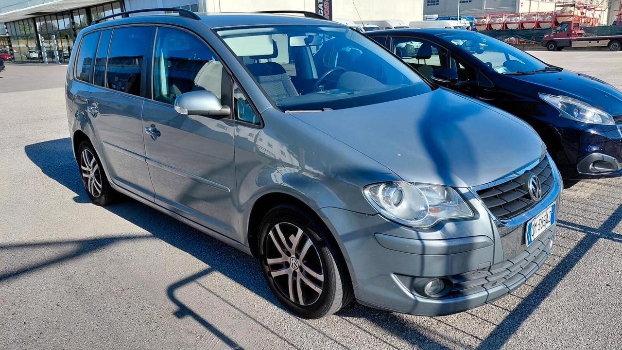 Volkswagen Touran 1.6 Benzina/Gpl