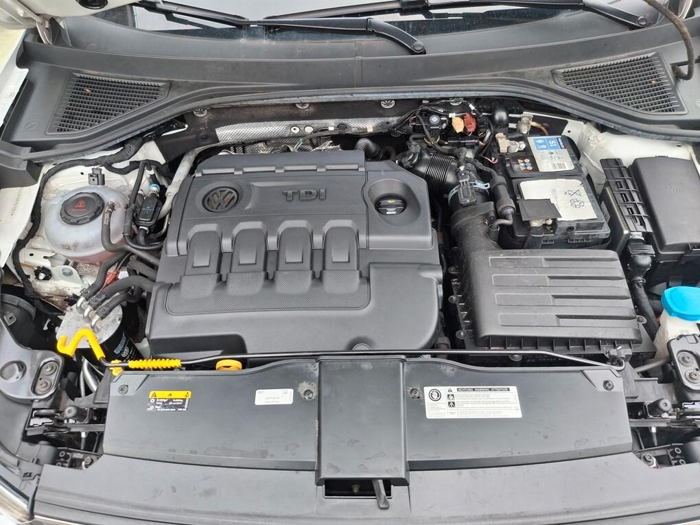 Volkswagen T-Roc 1.6 TDI 115cv - 2019