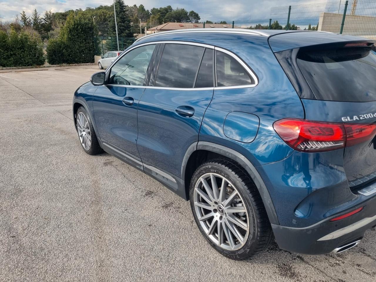 Mercedes-benz GLA 200 180 d Automatic Executive