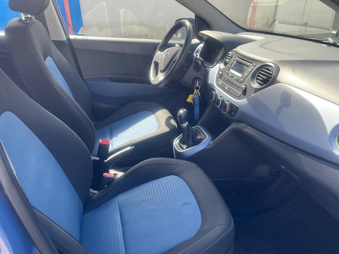 Hyundai i10-1.0 gpl - full opt-2015