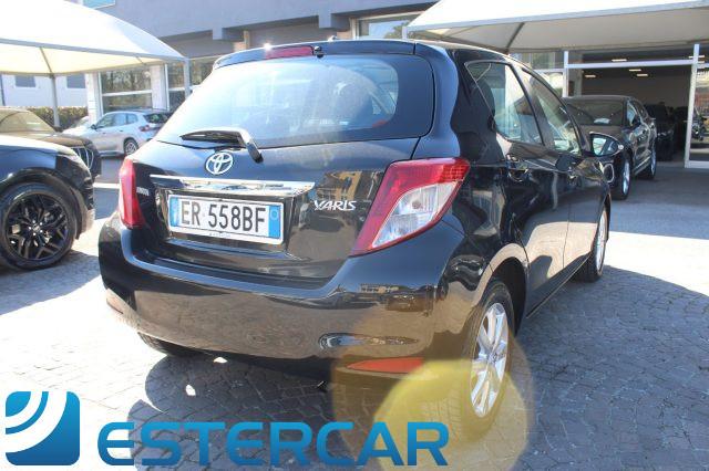 TOYOTA Yaris 1.0 5 porte Active