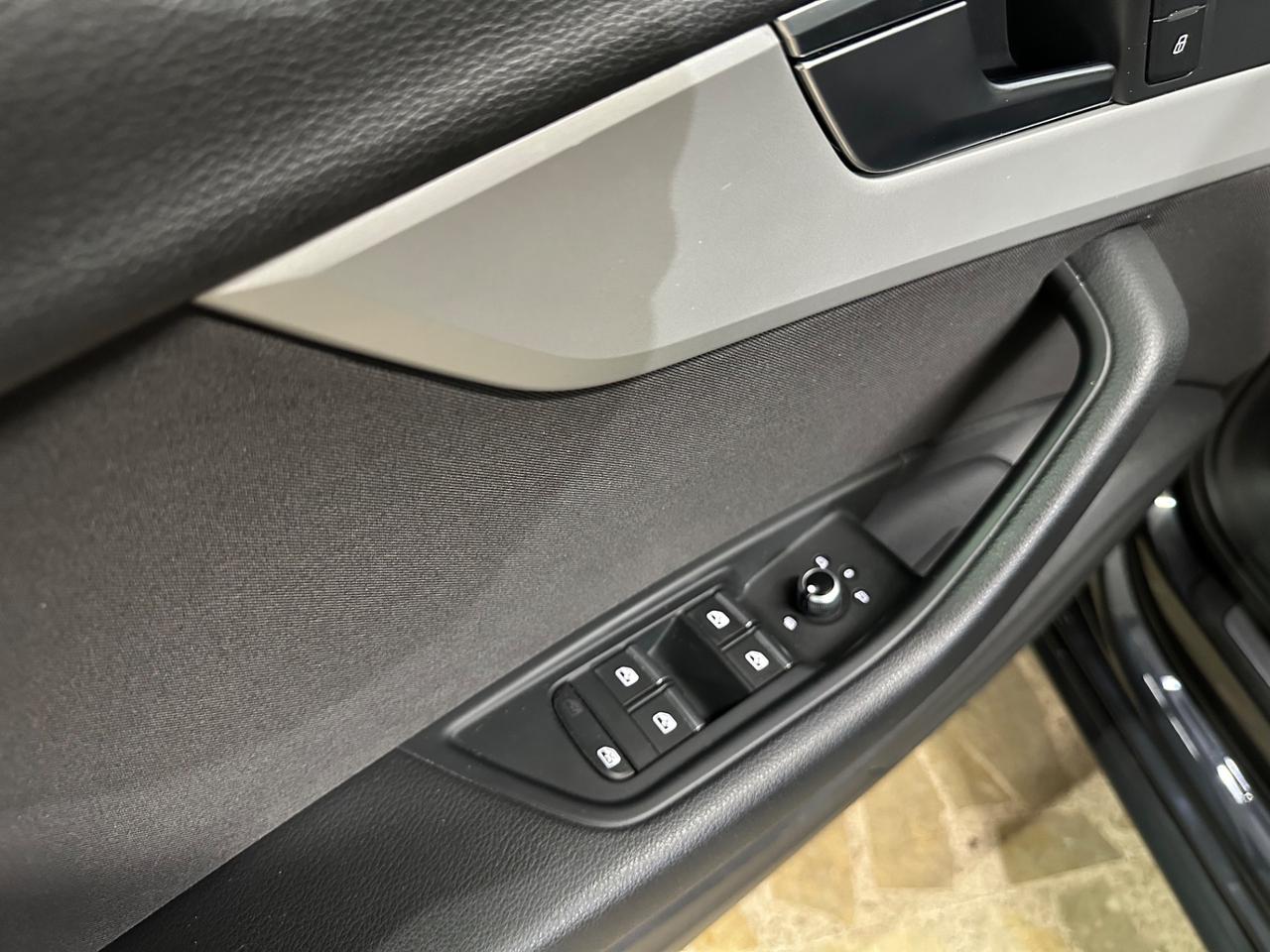 Audi A4 Avant 40 TDI S tronic line edition