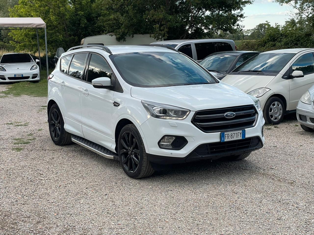 Ford Kuga 1.5 TDCI 120 CV S&S 2WD Business