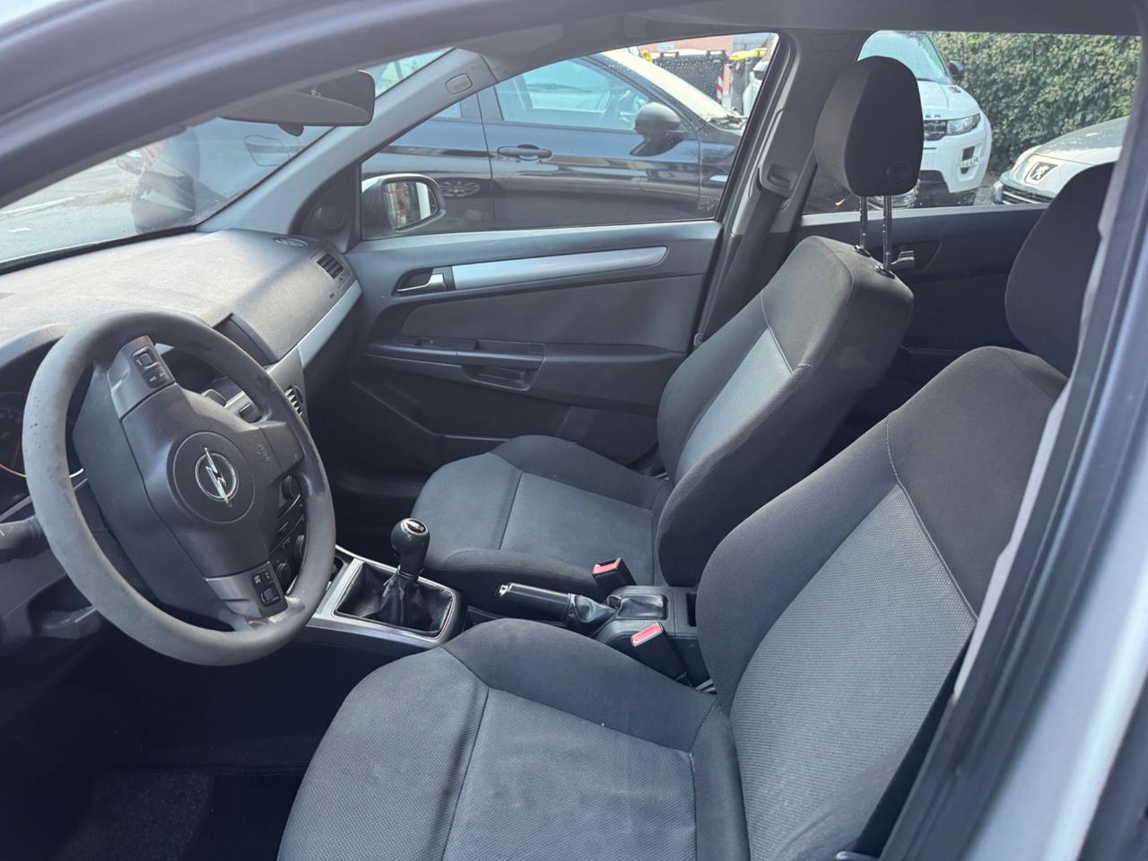 Opel Astra 1.4 16V Twinport 5 porte Enjoy