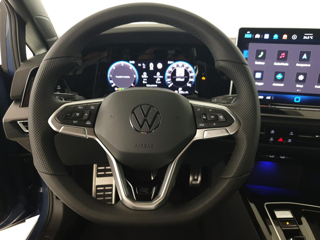 Volkswagen Golf 2.0 tdi r-line plus 150cv dsg