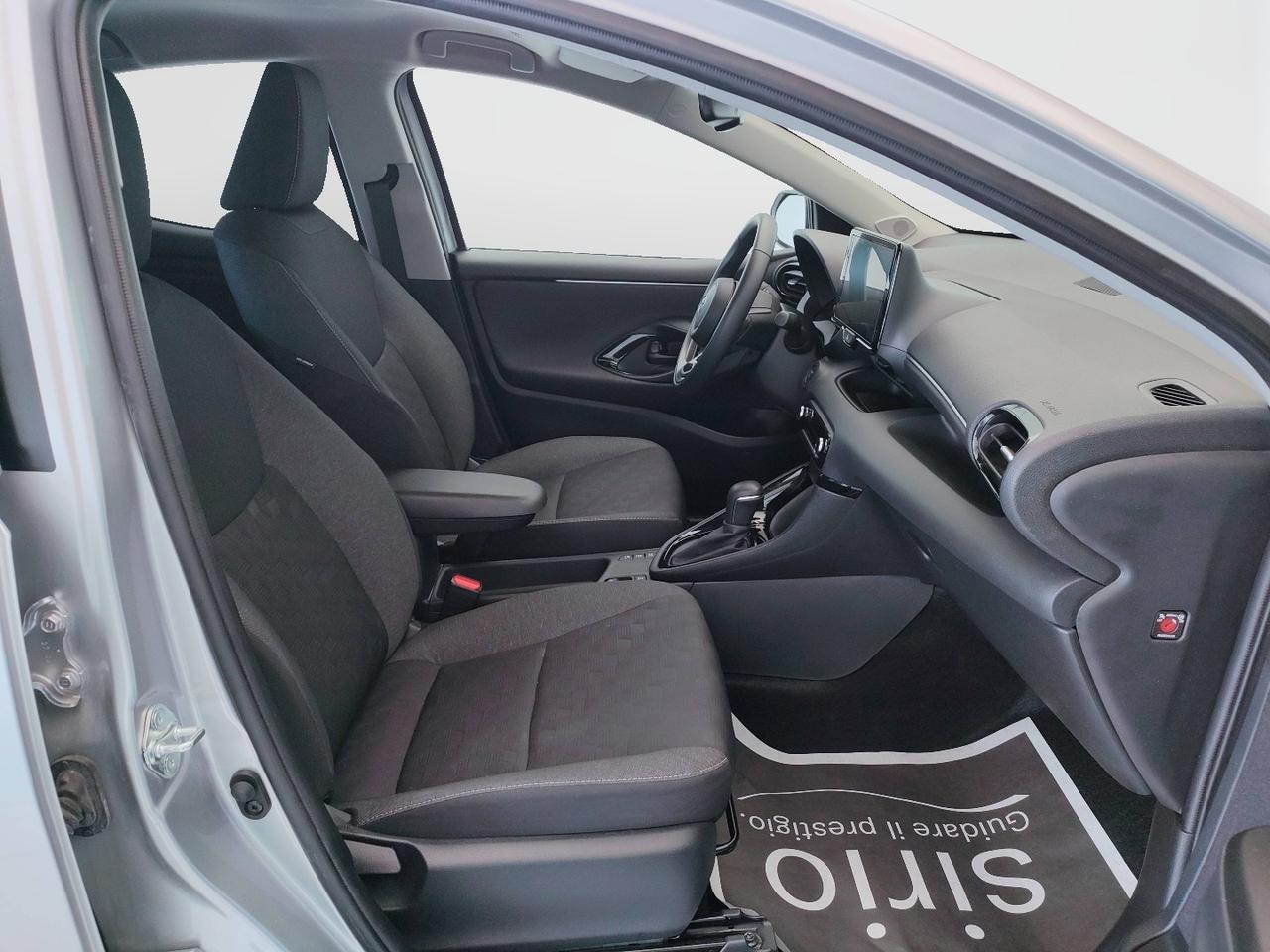 TOYOTA Yaris IV 2020 - Yaris 1.5h Trend