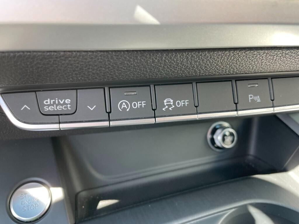 Audi A4 2.0 TDI 150 CV ultra S tronic Business Sport