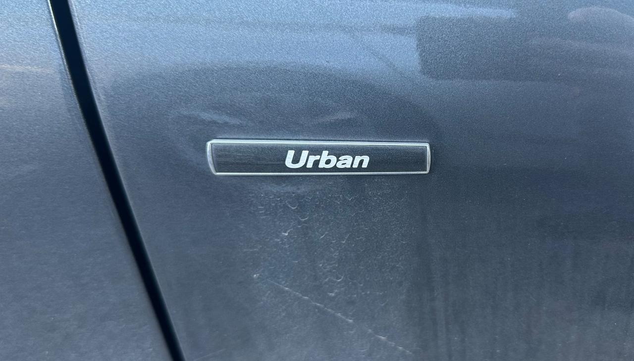 Bmw 116 116d 5p. Urban led sensori di p. cerchi lega e misto pelle