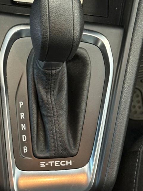 Renault Captur Full Hybrid E-Tech 145 CV Equilibre