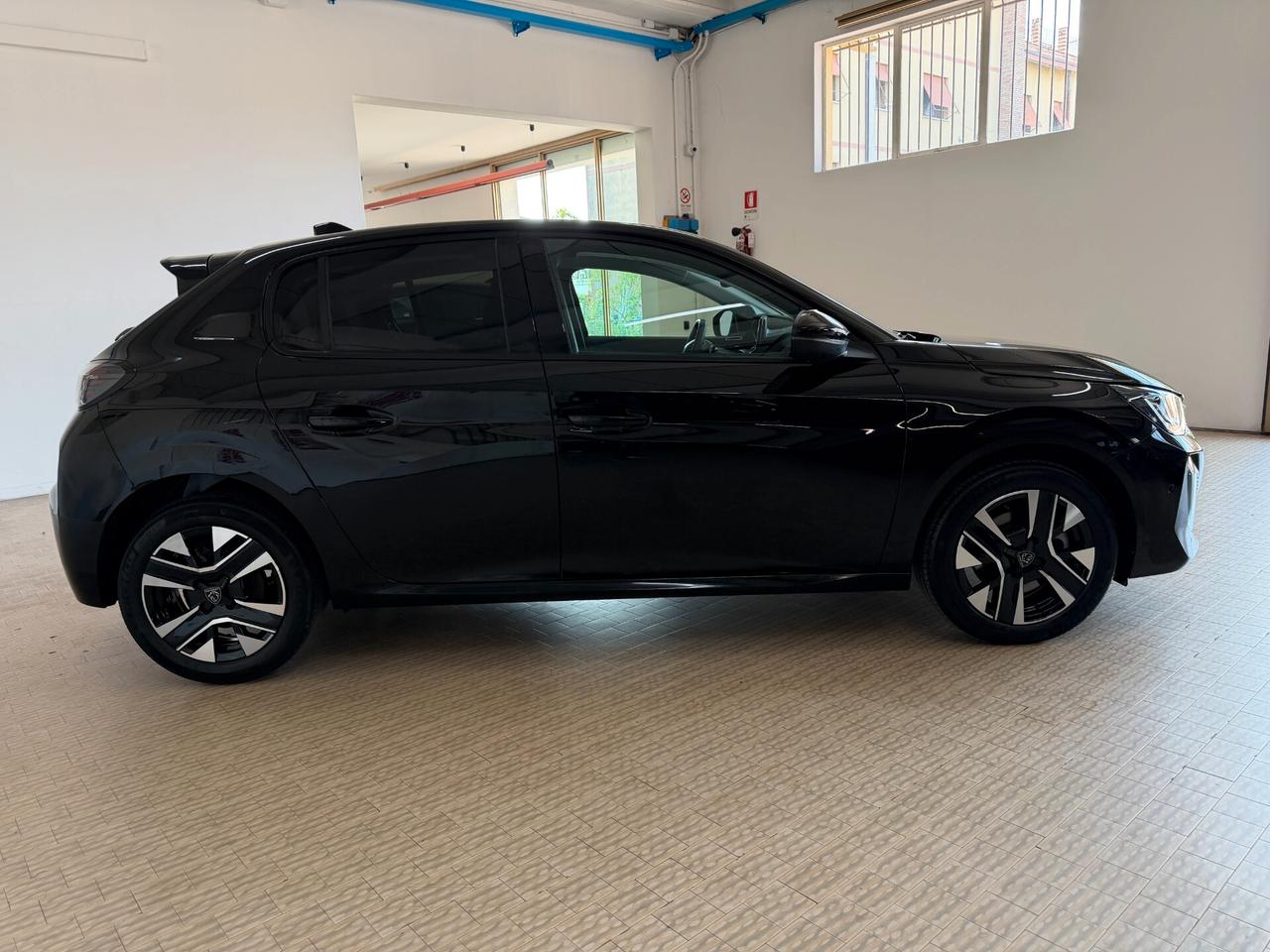 Peugeot 208 Hybrid 145 e-DCS6 Allure Km 15000 2025