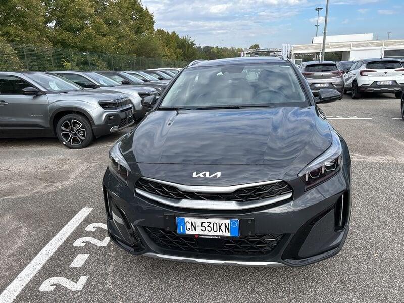 KIA Xceed 2022 1.0 tgdi Gpl Business 117cv mt