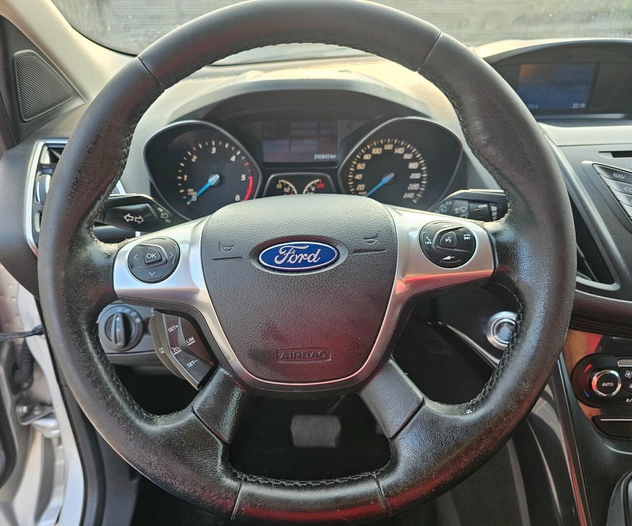 Ford Kuga 2.0 TDCI 163 CV 4WD GANCIO TRAINO