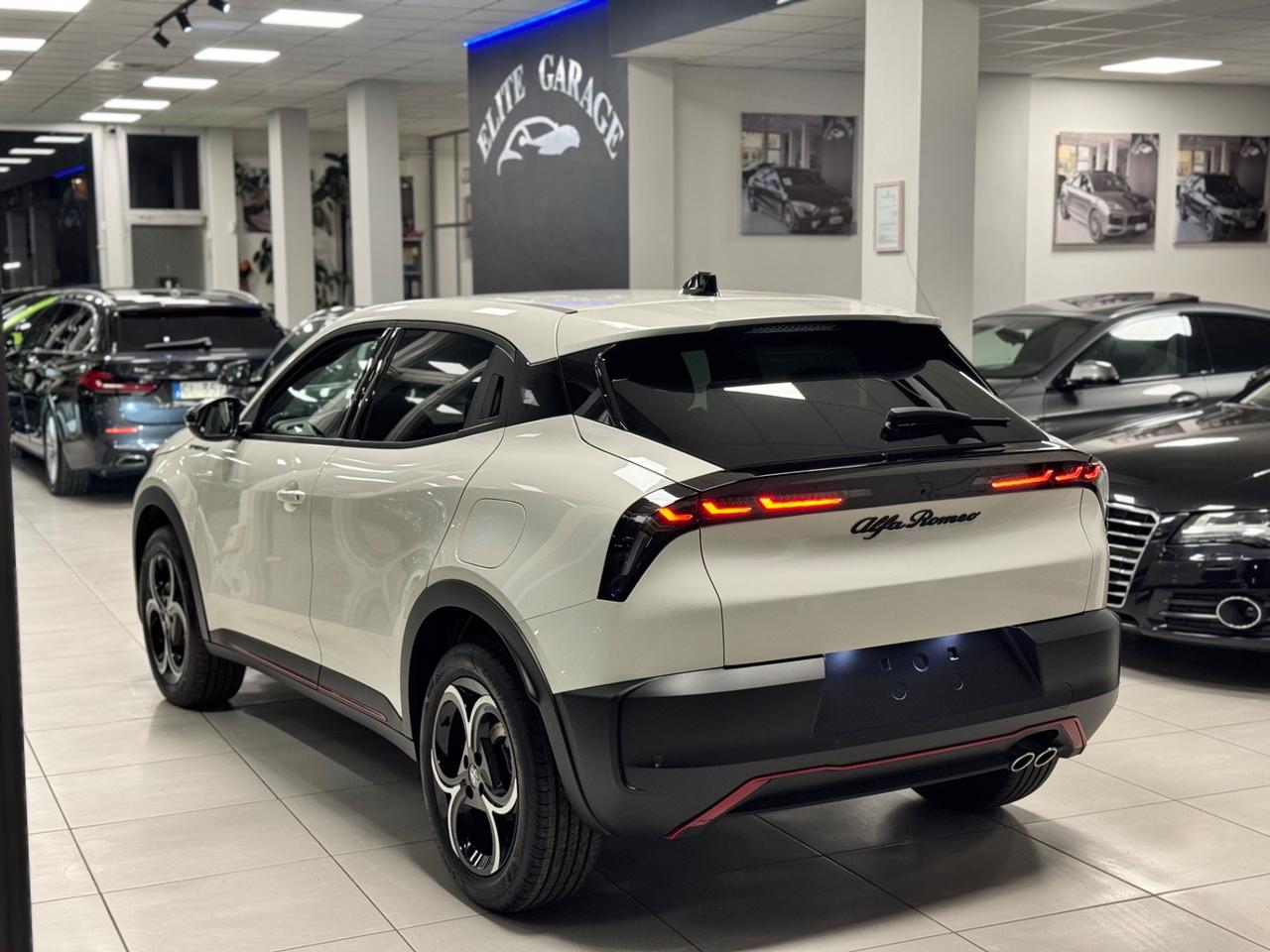 Alfa Romeo Junior 1.2 145 CV Hybrid eDCT6 Speciale