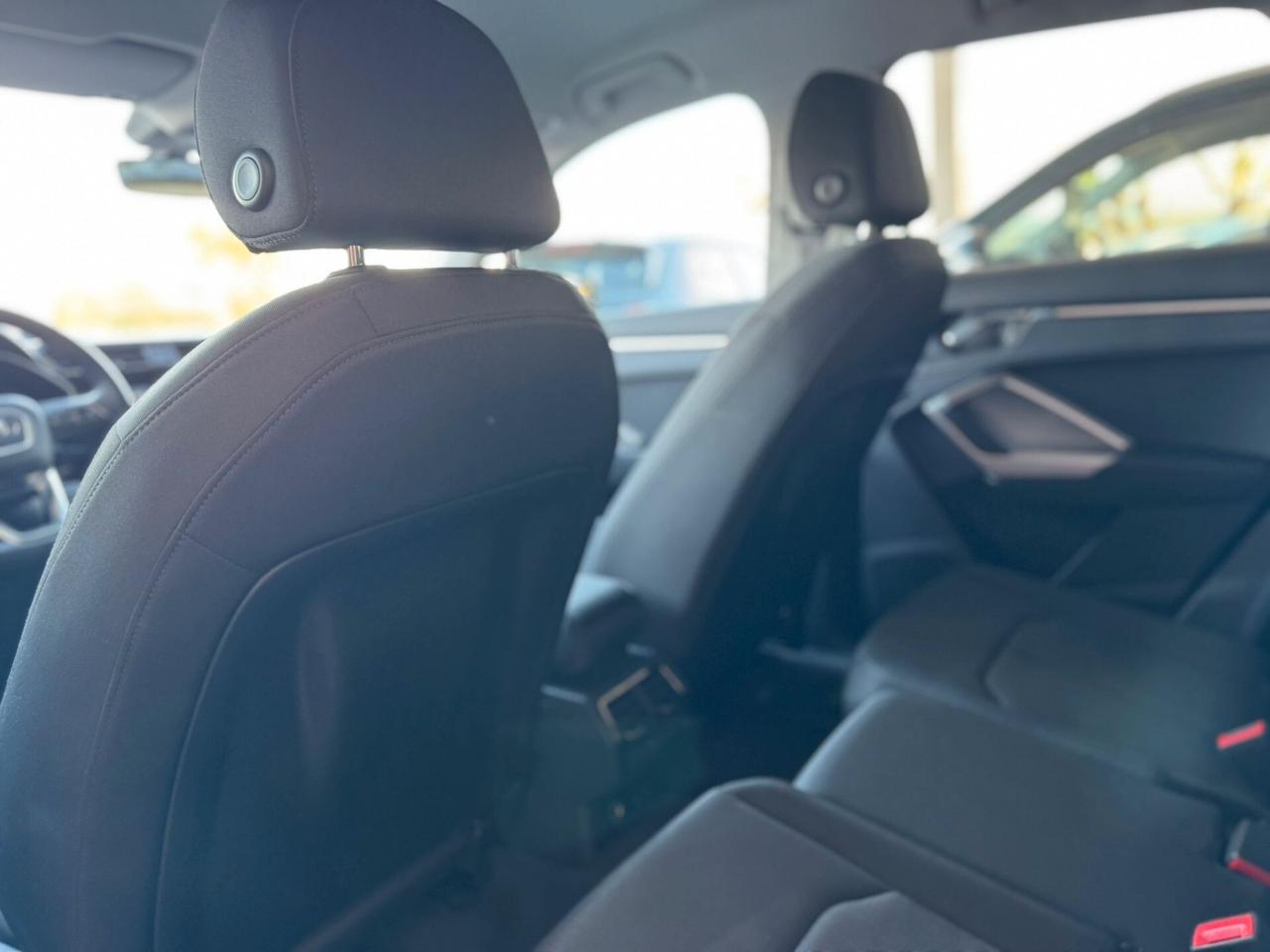 Audi Q3 40 TDI quattro S tronic Business Advanced