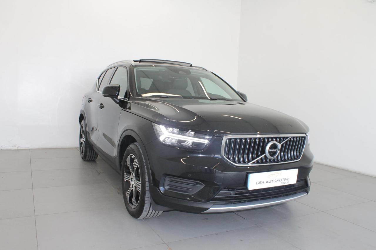 Volvo XC40 2.0 D3 Inscription Geartronic TETTO