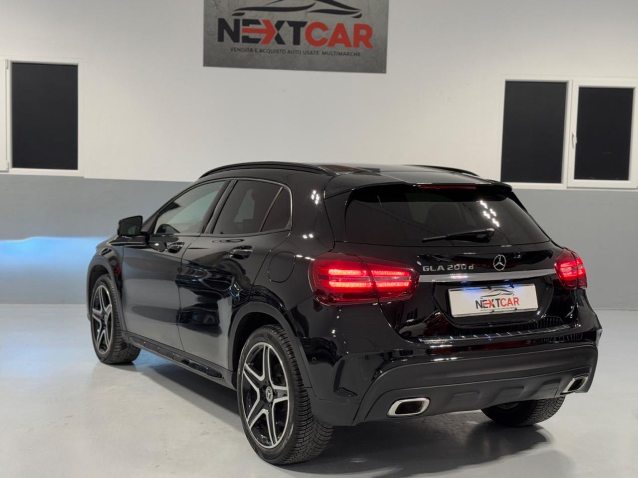 Mercedes-benz GLA 200d Premium AMG LINE!