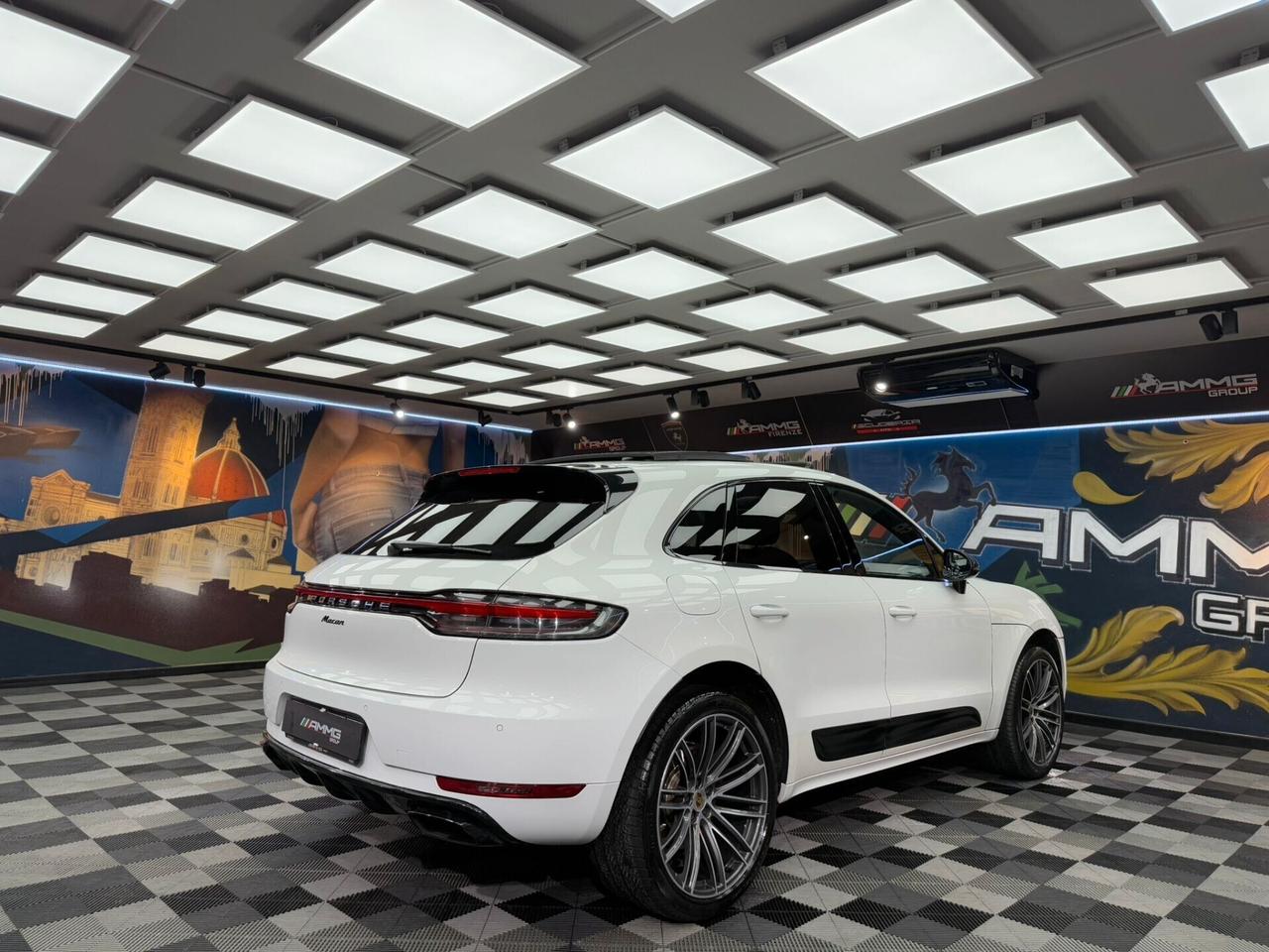 Porsche Macan 2.0 (810)