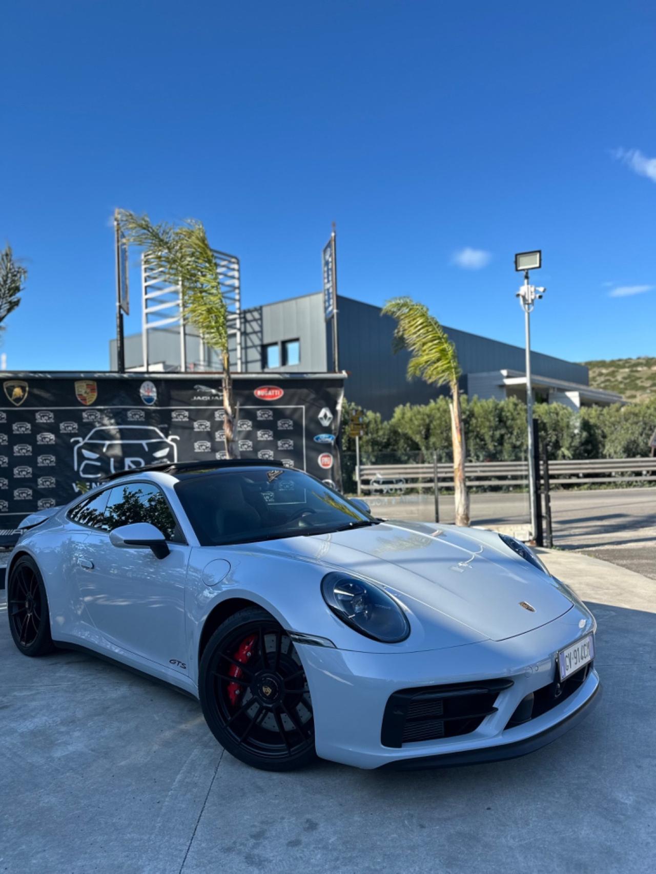 Porsche 911 ALLESTIMENTO 992 Carrera 4 GTS