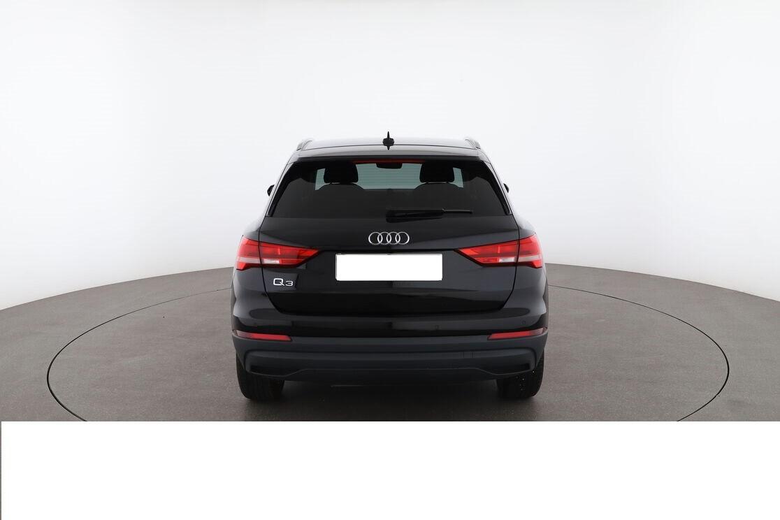 Audi Q3 35 TDI S tronic Business