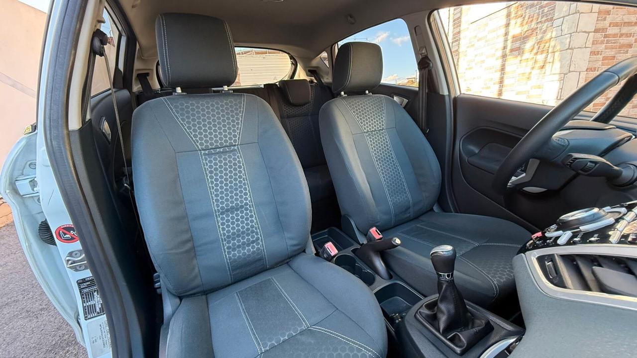 FORD FIESTA 1.4 TITANIUM 5 PORTE GPL 2012