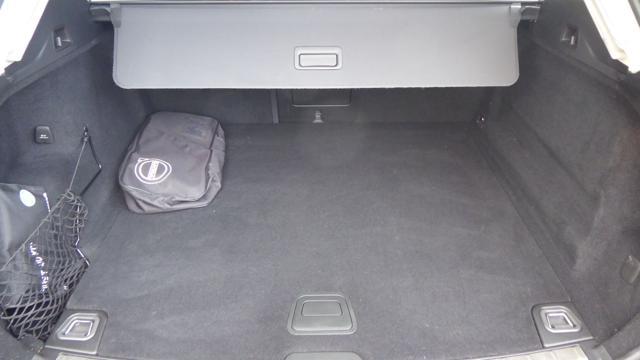 VOLVO XC60 B4 (d) AWD Geartronic Inscription