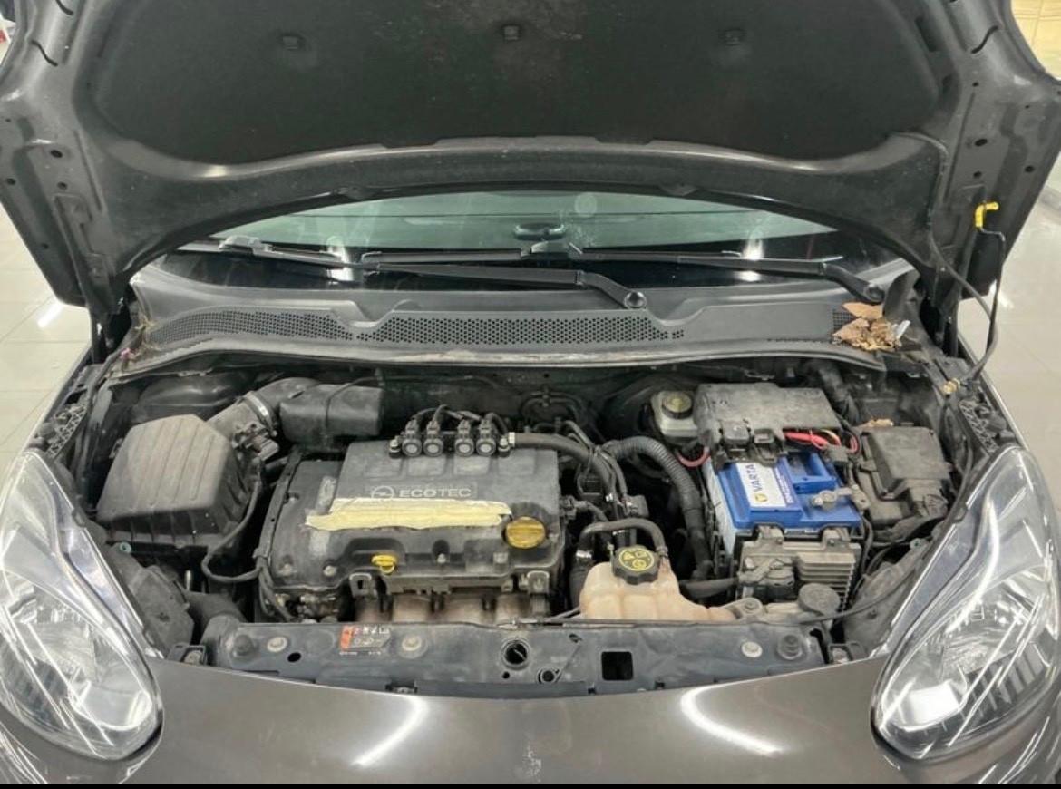 Opel Adam 1.4 87 CV GPL Tech Slam Neopatentati