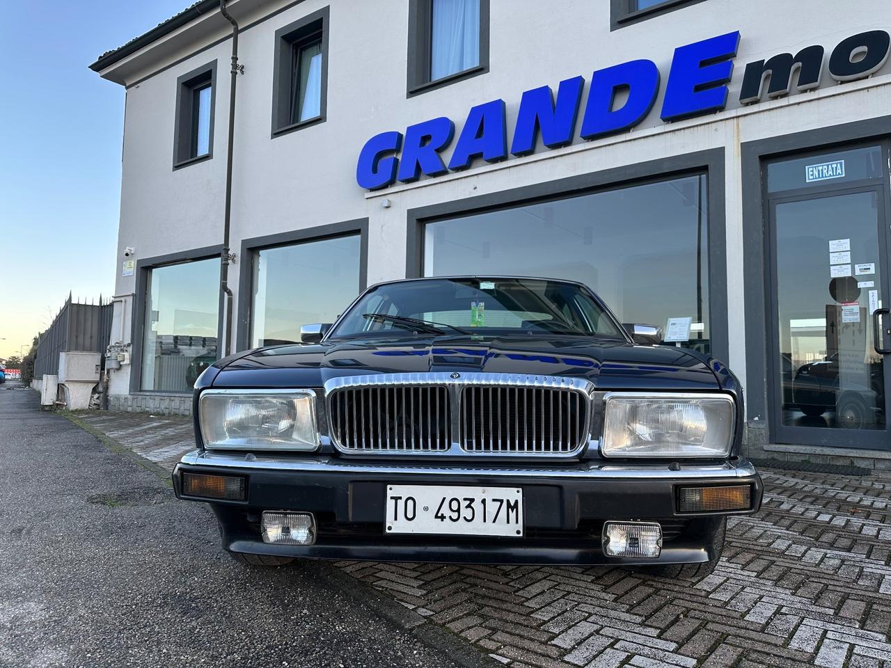 Jaguar XJ DKALH4 Daimler 3.6 6 cilindri 212 cv