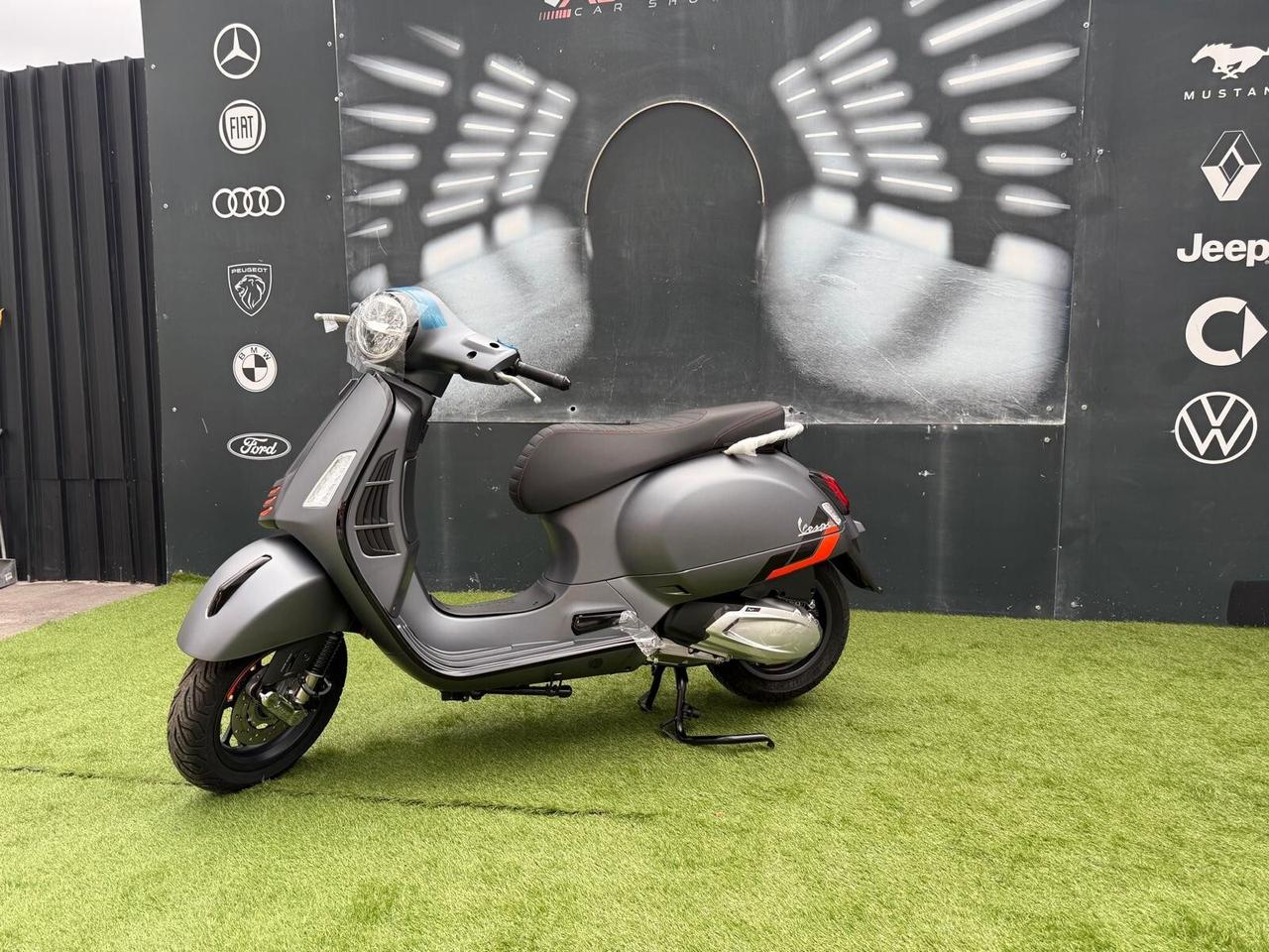 Vespa GTS 300 SUPER SPORT
