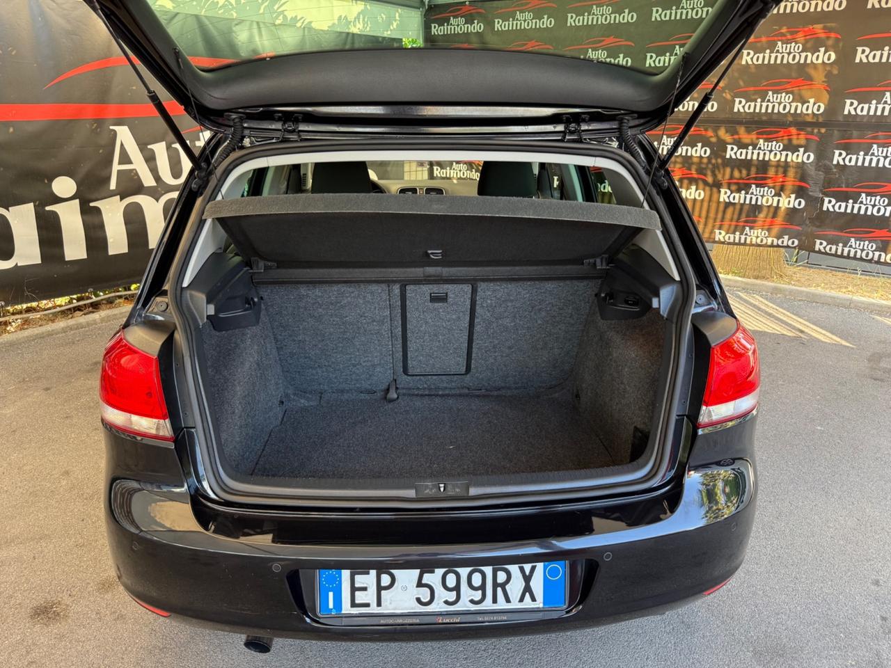 Volkswagen Golf 1.6 TDI DPF DSG 5p. Highline