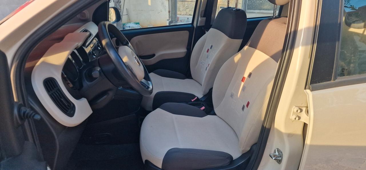 Fiat Panda 0.9 TwinAir Turbo Natural Power Lounge