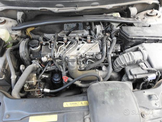 VOLVO - XC90 - 2.4 D5 aut. AWD Opt.