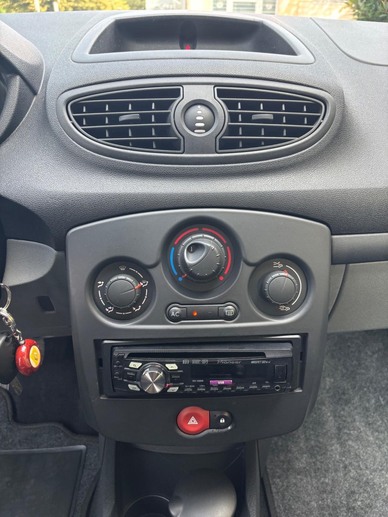 Renault Clio 1.2 3 porte Dynamique