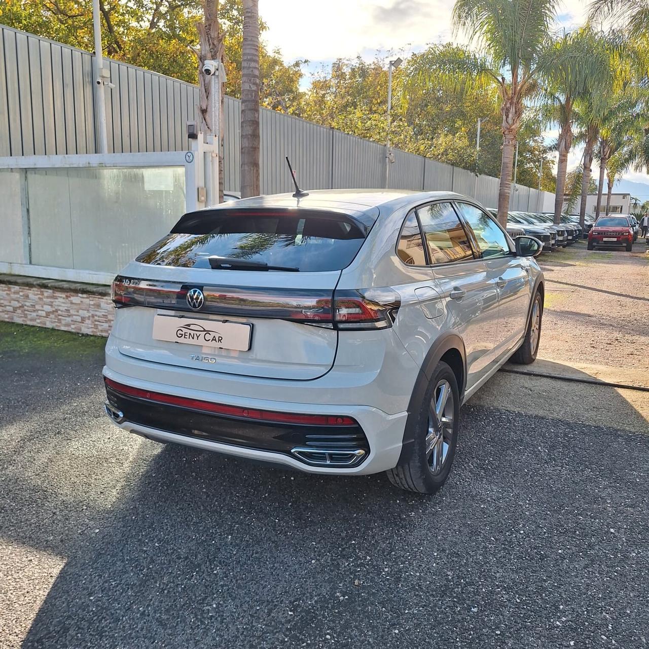 Volkswagen Taigo 1.0 TSI 110 CV DSG R-Line