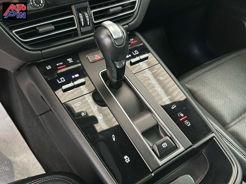 Porsche Macan 2.0 T *Tetto*Cerchi 21*Chrono*ACC*