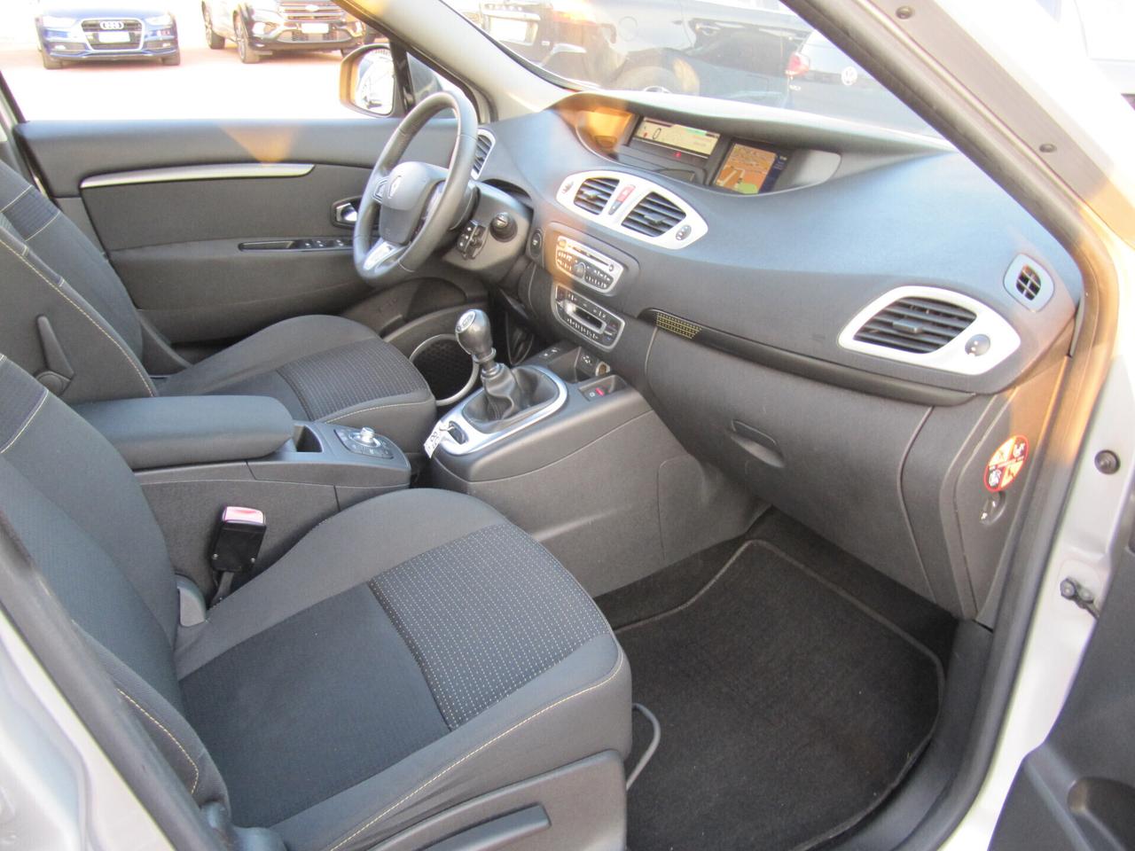 Renault Scénic X-Mod 1.9 dCi 130CV Luxe