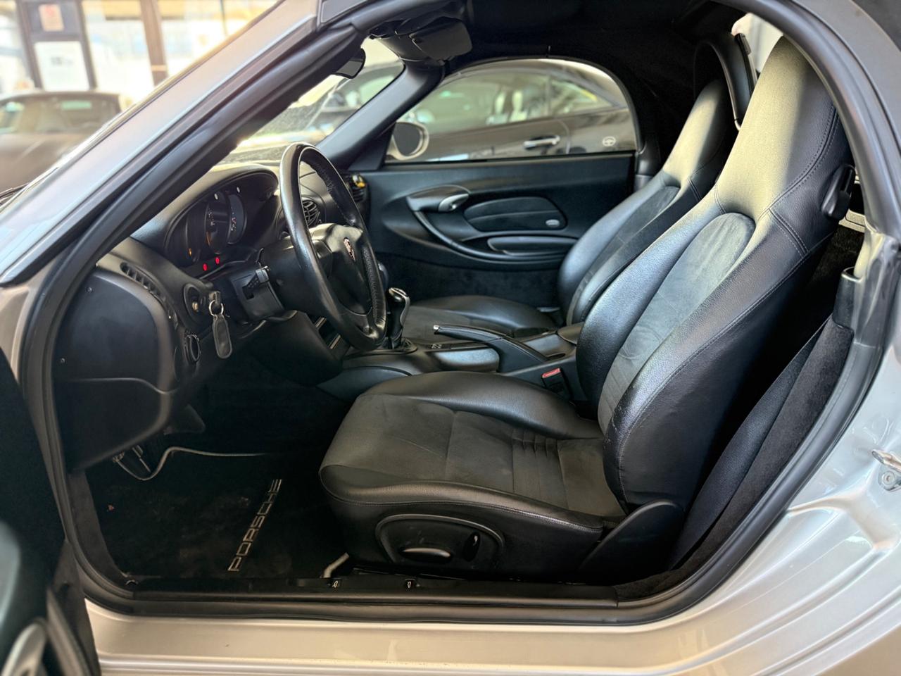 Porsche Boxster 2.7 220cv