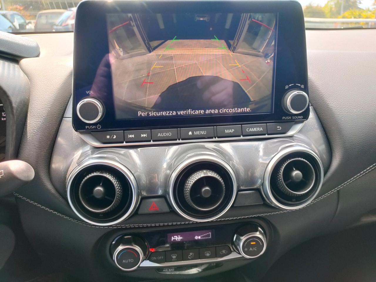 Nissan Juke 1.0 DIG-T 114 CV DCT N-Connecta