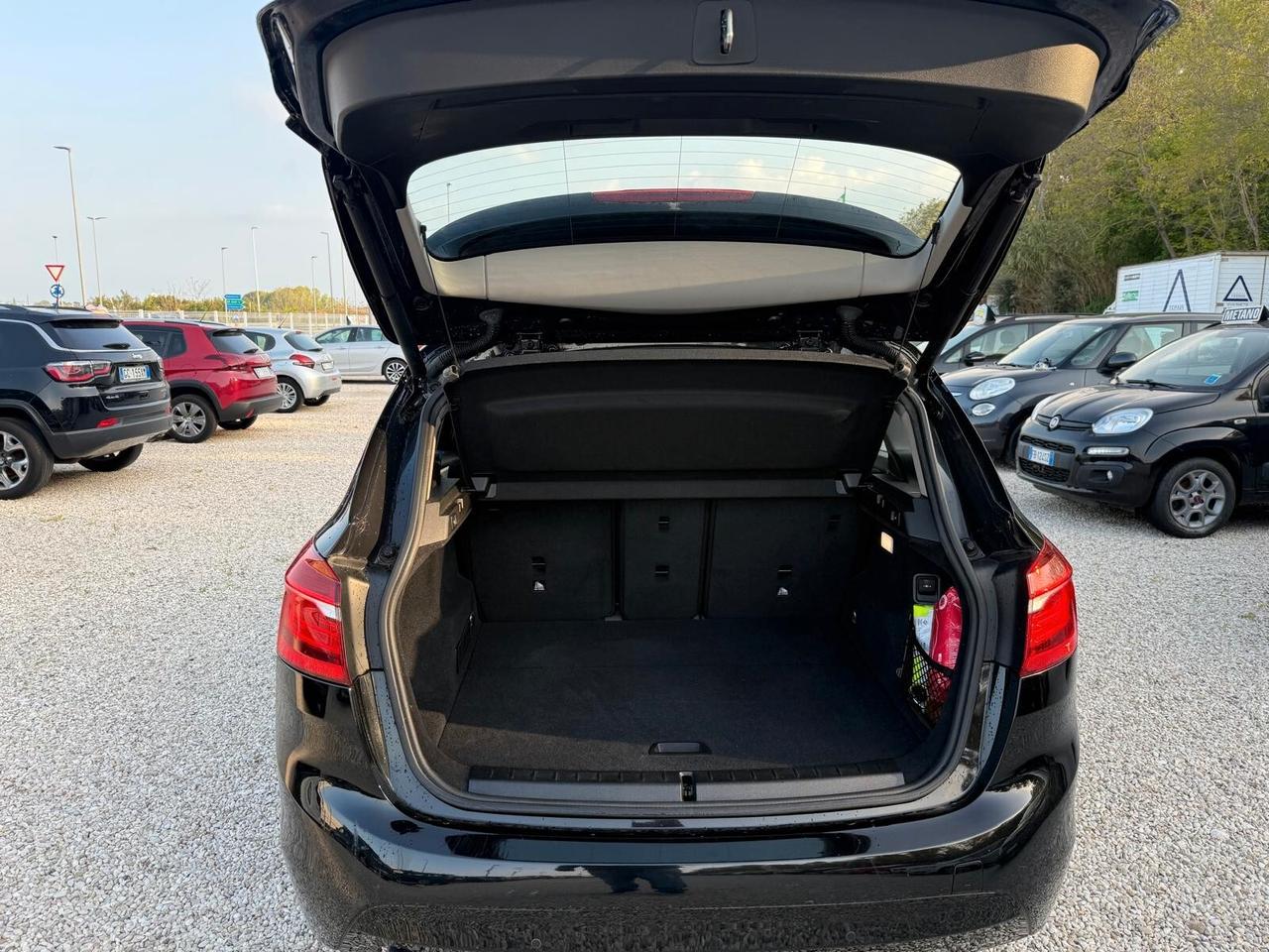 Bmw 216 216d Active Tourer Sport