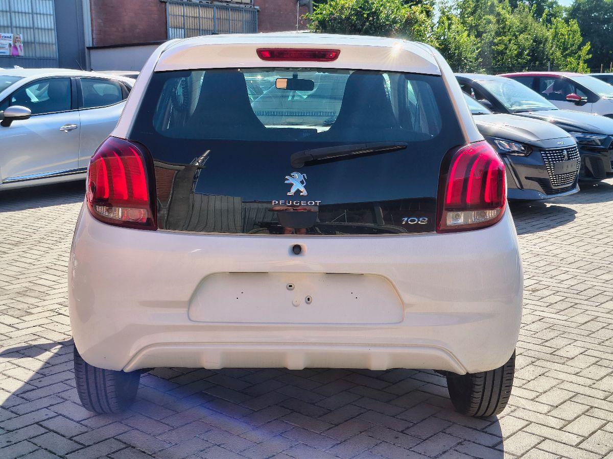PEUGEOT - 108 - PureTech 82 5p. Active TOP!
