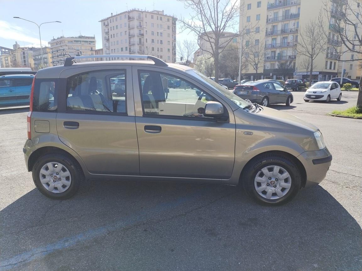 Fiat Panda 1.2 8V FIRE Dynamic 66000KM 2010 consegna con manutenzioni fatte