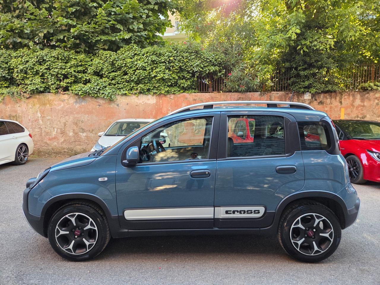 Fiat Panda 1.0 FireFly Hybrid Cross 70cv - STORICO UFFICIALE FIAT