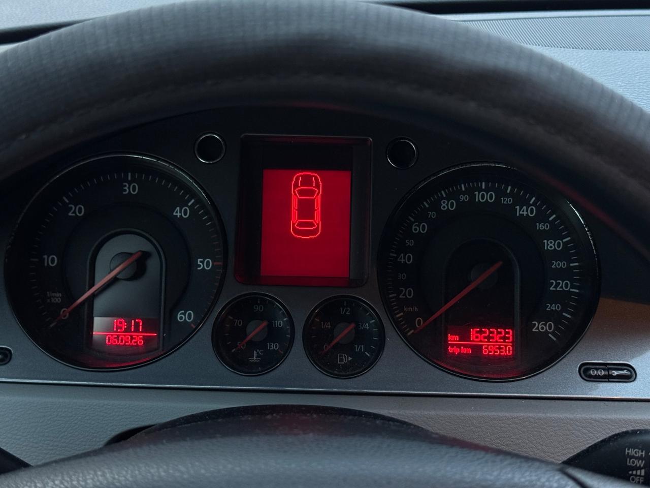 Volkswagen Passat 1.9 TDI/105CV DPF Var. BlueMotion