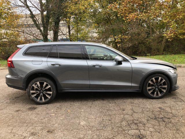 VOLVO V60 Cross Country 2.0 D4 190CV AWD GEARTRONIC BUSINESS PLUS