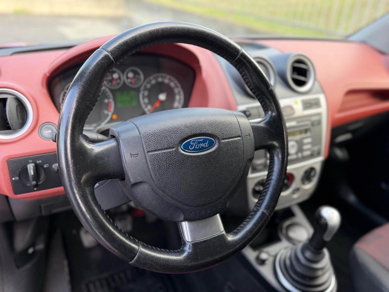 Ford Fiesta 1.4 16V 3p. Ghia Euro 4 ok neopatentati